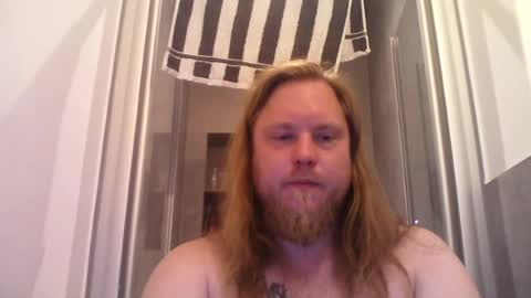 Snapshot of thenewdude1992 chatting on 07/02/26, 12:54 thenewdude1992 online show from 07/02/26, 12:54