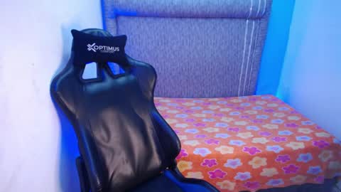 THEO online show from 03/28/26, 11:04