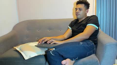 theo_morris online show from 02/28/26, 05:30