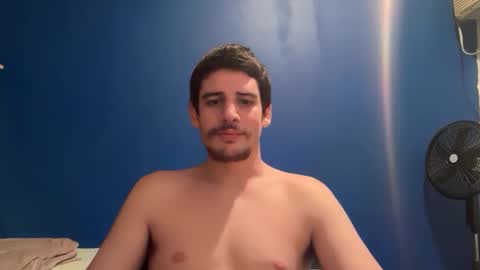 Snapshot of theocastro2024 chatting on 05/20/26, 02:51 theocastro2024 online show from 05/20/26, 02:51