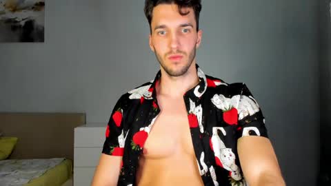 Snapshot of theodore_hot chatting on 05/06/26, 04:34 Theodor online show from 05/06/26, 04:34