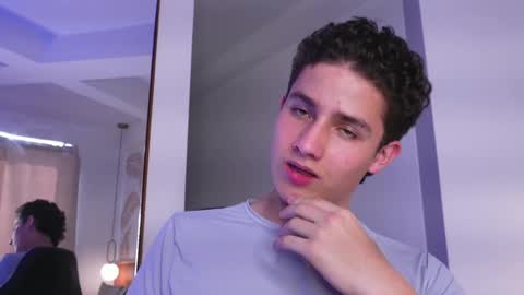  THEO- MATEO  online show from 01/22/25, 07:56