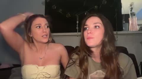 Ava online show from 03/12/25, 10:28