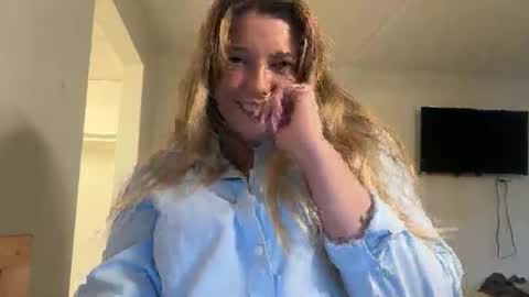 Ava online show from 03/27/26, 11:26