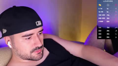 Snapshot of theoravi chatting on 02/21/26, 04:13 Theo Ravi online show from 02/21/26, 04:13