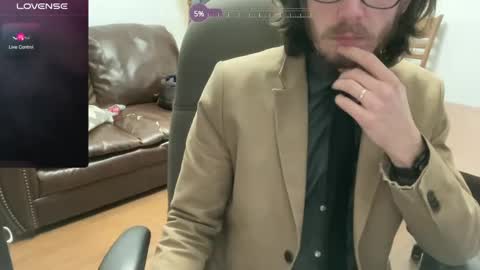 Snapshot of theotherfrancobro chatting on 02/06/25, 02:33 BuellerBueller online show from 02/06/25, 02:33