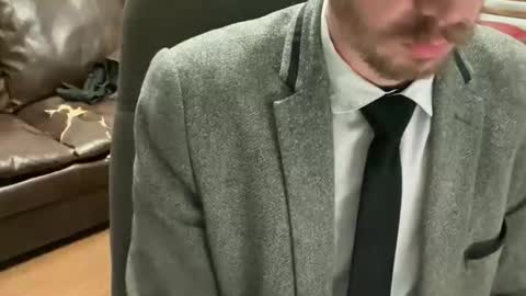 Snapshot of theotherfrancobro chatting on 01/07/26, 01:41 BuellerBueller online show from 01/07/26, 01:41