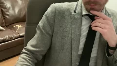 Snapshot of theotherfrancobro chatting on 03/31/26, 01:18 BuellerBueller online show from 03/31/26, 01:18