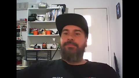 Snapshot of theozbeardguy chatting on 01/15/25, 12:30 aussiebeard online show from 01/15/25, 12:30