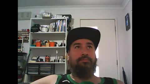 Snapshot of theozbeardguy chatting on 01/18/25, 02:14 aussiebeard online show from 01/18/25, 02:14