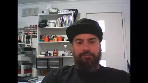 Snapshot of theozbeardguy chatting on 01/21/25, 04:10 aussiebeard online show from 01/21/25, 04:10