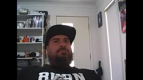 Snapshot of theozbeardguy chatting on 03/10/25, 02:06 aussiebeard online show from 03/10/25, 02:06