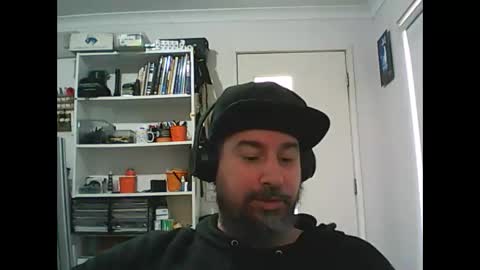 Snapshot of theozbeardguy chatting on 09/09/25, 12:32 aussiebeard online show from 09/09/25, 12:32