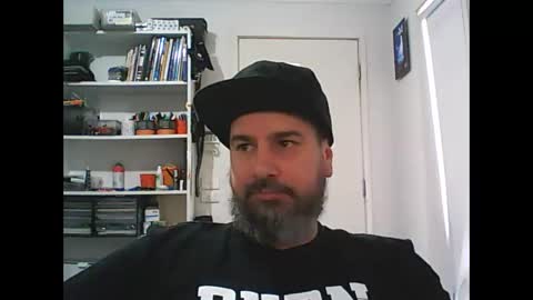 Snapshot of theozbeardguy chatting on 10/08/25, 01:36 aussiebeard online show from 10/08/25, 01:36