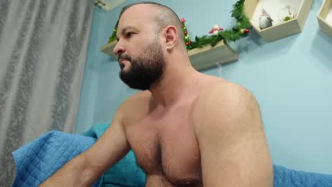 Snapshot of thephenomone chatting on 12/20/24, 04:46 Chris online show from 12/20/24, 04:46