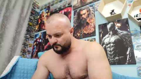 Snapshot of thephenomone chatting on 09/20/25, 02:29 Chris online show from 09/20/25, 02:29