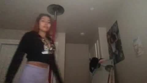 therain222 online show from 04/24/26, 07:33