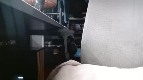 Snapshot of therayth chatting on 03/16/26, 01:44 therayth online show from 03/16/26, 01:44