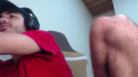 Snapshot of therazhanen chatting on 01/09/26, 04:59 Santiago Enrique online show from 01/09/26, 04:59