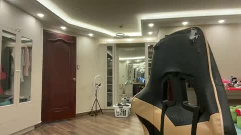 therealcamilabaddie online show from 11/18/25, 11:15