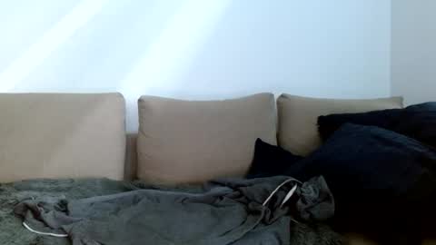 Yoshi online show from 12/23/24, 06:27