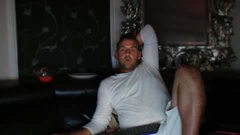 Snapshot of therealkurva4u chatting on 02/20/25, 12:25 therealkurva4u online show from 02/20/25, 12:25