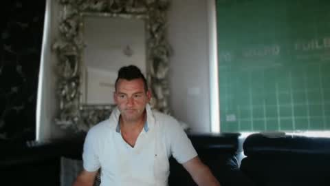 Snapshot of therealkurva4u chatting on 03/09/25, 06:28 therealkurva4u online show from 03/09/25, 06:28