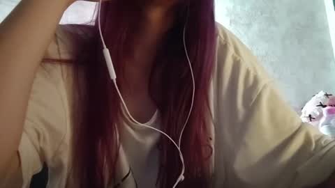 Snapshot of theresarichardson chatting on 06/15/26, 09:44 Sophie online show from 06/15/26, 09:44