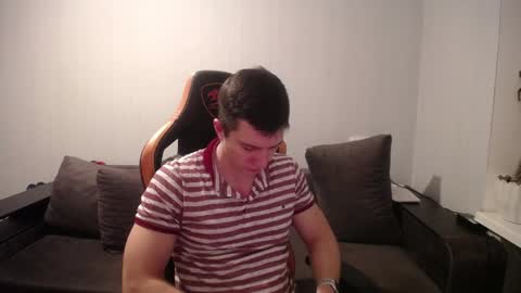 Nick   online show from 12/19/24, 08:02