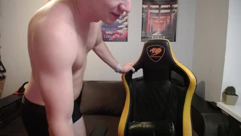 Nick   online show from 06/08/26, 06:41