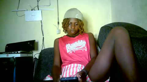 Snapshot of therry_heart chatting on 06/18/26, 09:25 hearty online show from 06/18/26, 09:25