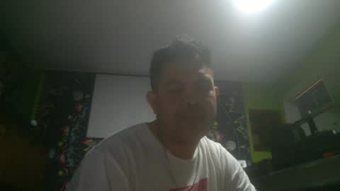 Snapshot of thesexboynextdoor chatting on 06/21/26, 08:39 thesexboynextdoor online show from 06/21/26, 08:39