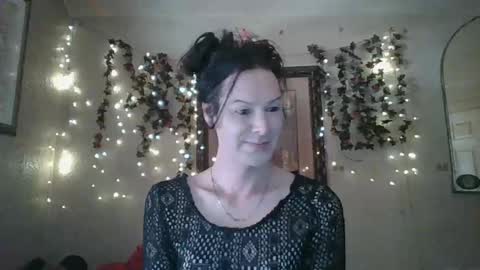 sillymillie0 online show from 10/17/25, 07:49