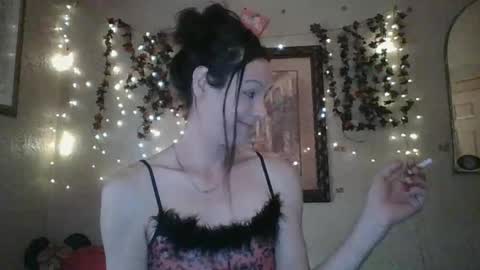 sillymillie0 online show from 10/18/25, 09:59