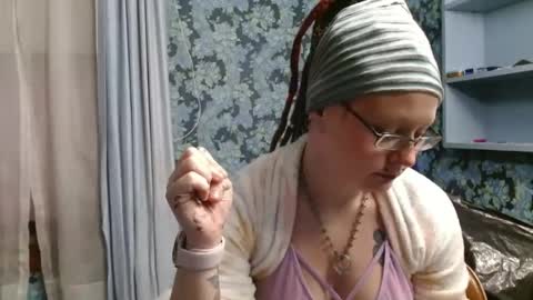 Siren of the Fae online show from 12/14/25, 02:39