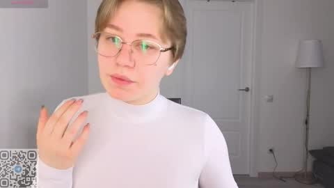 Lucia online show from 02/03/26, 07:13