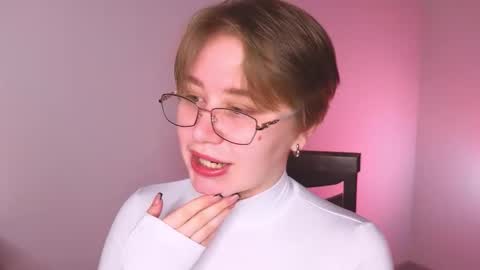 Lucia online show from 02/16/26, 07:59