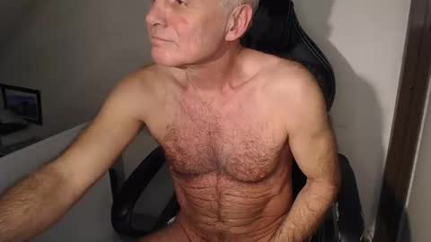 NudeDJ online show from 12/19/25, 06:20