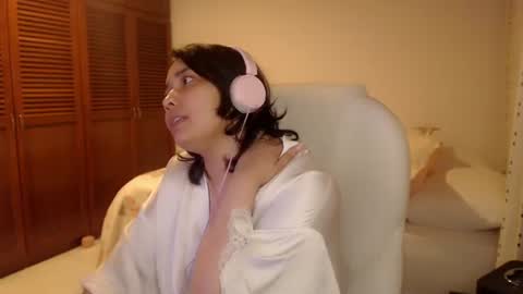 Mai online show from 06/20/26, 05:21