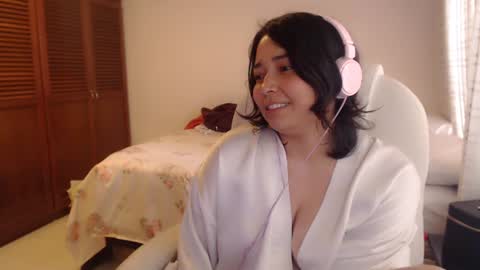 Mai online show from 07/10/26, 02:52