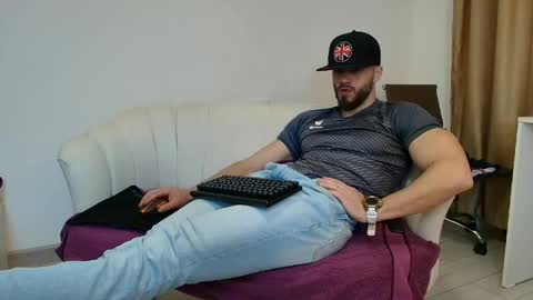 TheTopAlex online show from 04/16/26, 03:51