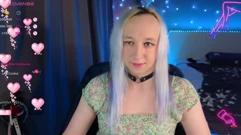 Snapshot of thetrixy chatting on 02/08/25, 11:45 The Great And Powerful Trixie online show from 02/08/25, 11:45