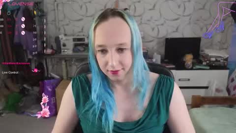 Snapshot of thetrixy chatting on 09/30/25, 09:03 The Great And Powerful Trixie online show from 09/30/25, 09:03