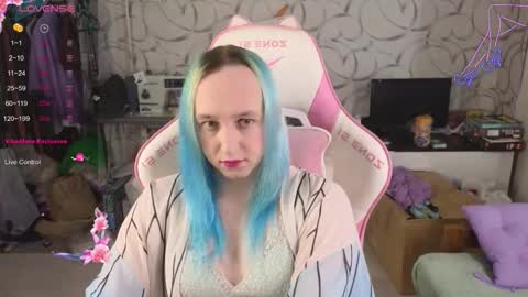 Snapshot of thetrixy chatting on 10/08/25, 08:56 The Great And Powerful Trixie online show from 10/08/25, 08:56