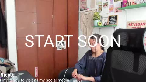 Snapshot of thetropicalseduction chatting on 03/05/25, 08:10 Nicole online show from 03/05/25, 08:10