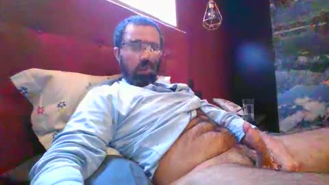 Carlos1990 online show from 12/03/25, 10:19