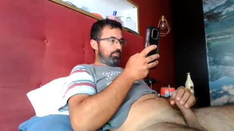 Snapshot of theviper1990 chatting on 07/06/26, 10:01 Carlos1990 online show from 07/06/26, 10:01