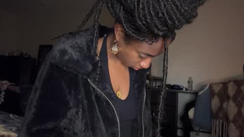 Sapphire the Vixen online show from 03/08/26, 12:41