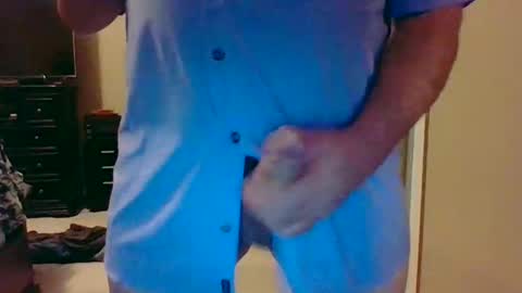 Snapshot of thewhitenight chatting on 01/18/25, 01:52 thewhitenight online show from 01/18/25, 01:52