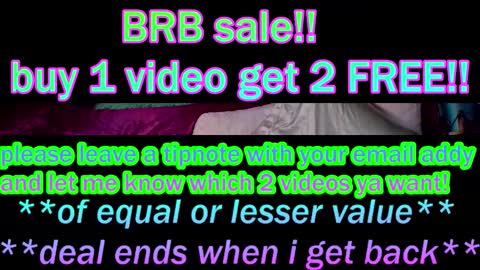 Snapshot of thewolfmaam chatting on 10/13/25, 09:37 Ana Adrenal online show from 10/13/25, 09:37
